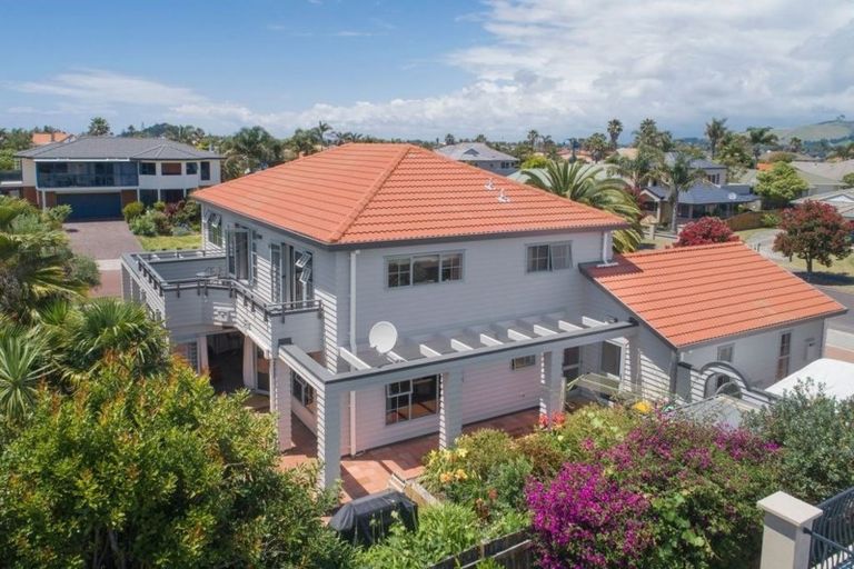 Photo of property in 8 Seychelles Drive, Papamoa Beach, Papamoa, 3118