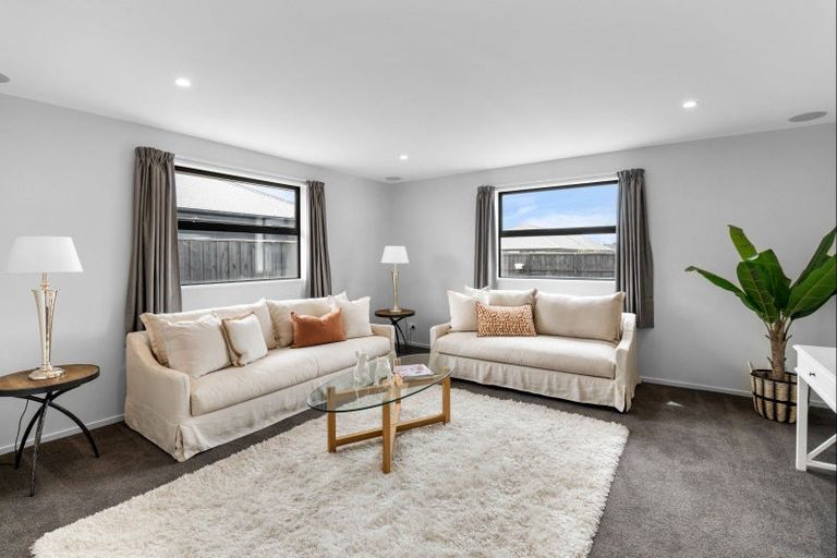 Photo of property in 3 Roles Way, Rolleston, 7615