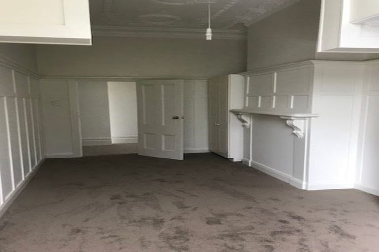 Photo of property in 132 Wallace Street, Mount Cook, Wellington, 6021