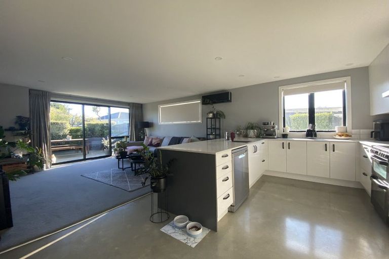 Photo of property in 54 Dover Street, St Albans, Christchurch, 8014