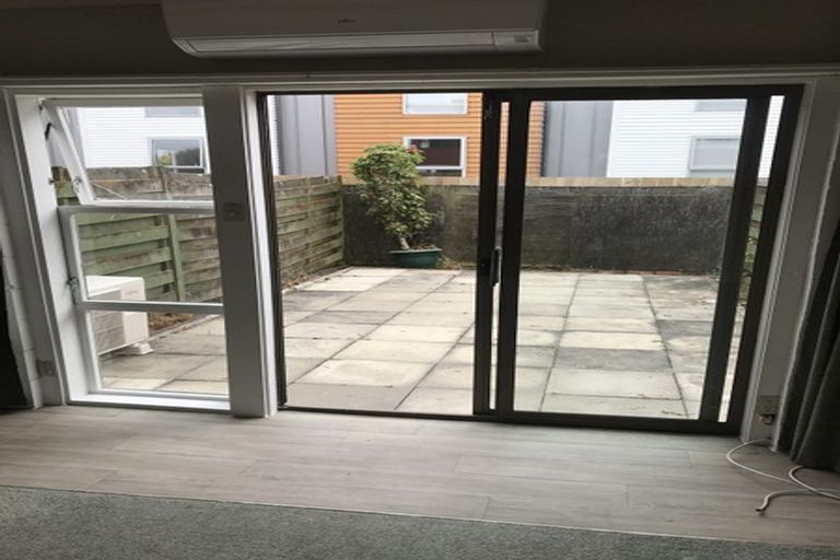 Photo of property in 20f3 Frankmoore Avenue, Johnsonville, Wellington, 6037