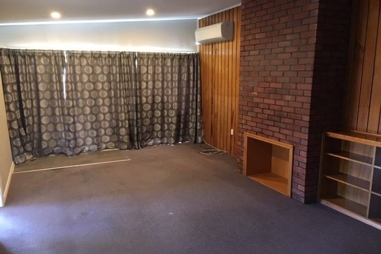 Photo of property in 4 Kipax Place, Riccarton, Christchurch, 8011