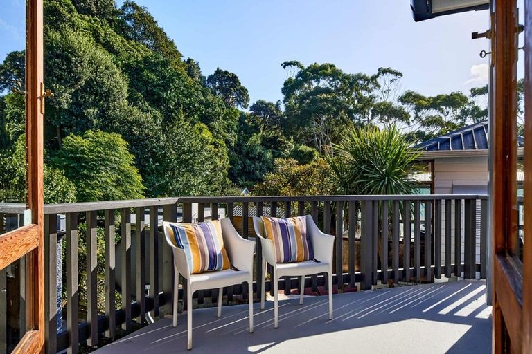 Photo of property in 54 Ferry Street, Seatoun, Wellington, 6022