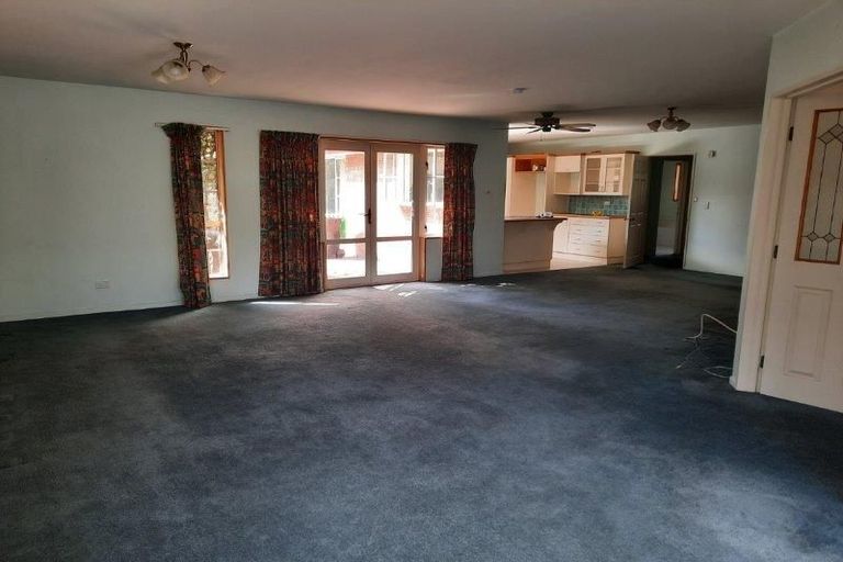 Photo of property in 20 Rickton Place, Rangiora, 7400