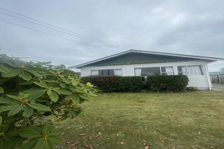 Photo of property in 21 Hay Street, Bromley, Christchurch, 8062