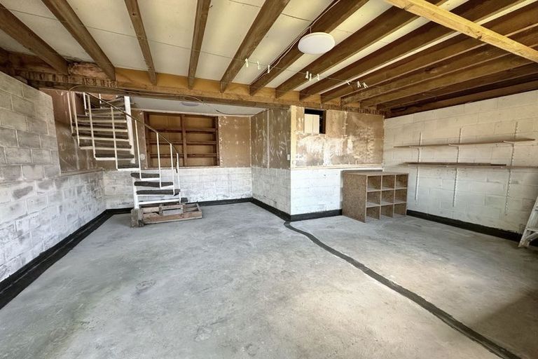 Photo of property in 1/82 Manuka Road, Glenfield, Auckland, 0629