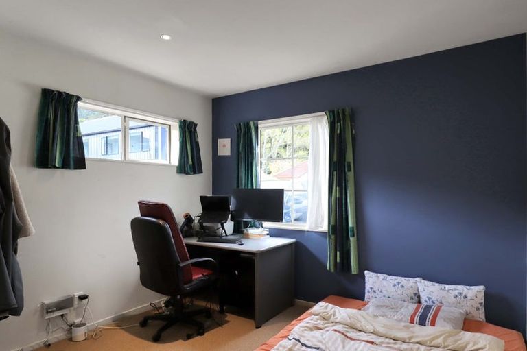 Photo of property in 233a Riverside Drive, Waterloo, Lower Hutt, 5011