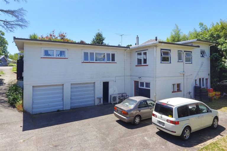 Photo of property in 39 Kitchener Road, Waiuku, 2123