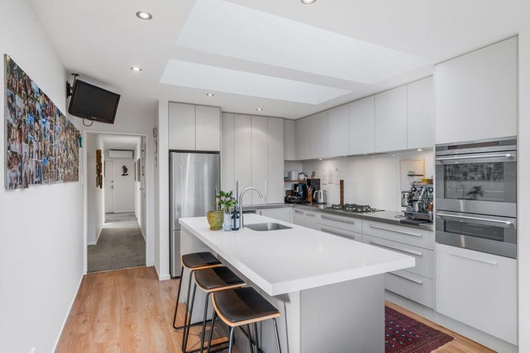 Photo of property in 83 Hawthornden Road, Avonhead, Christchurch, 8042