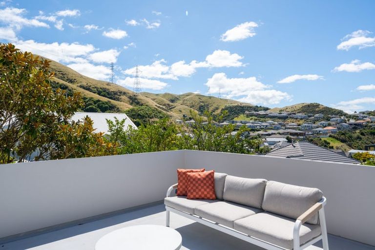 Photo of property in 3 Hetsby Place, Churton Park, Wellington, 6037