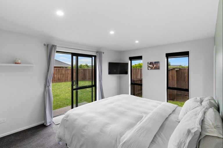 Photo of property in 35a Masefield Drive, Rolleston, 7614