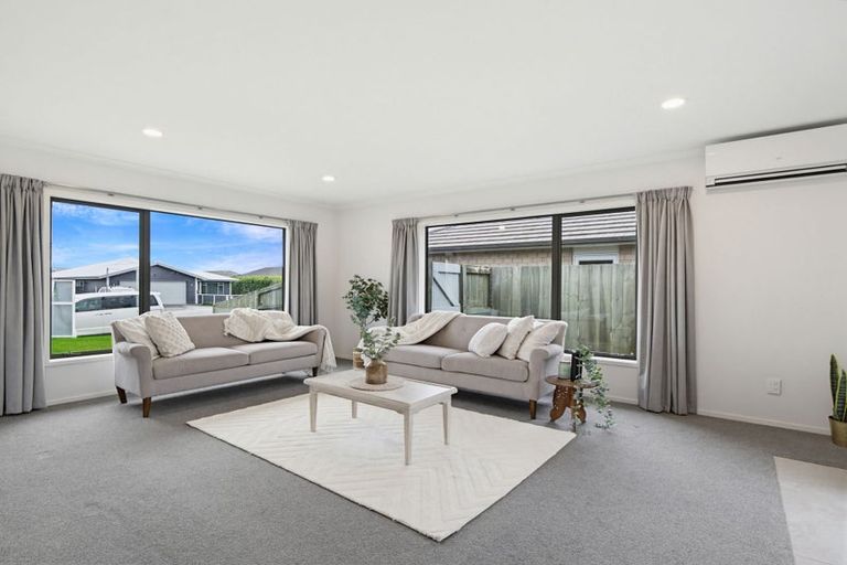 Photo of property in 12 Kipling Crescent, Owhata, Rotorua, 3010