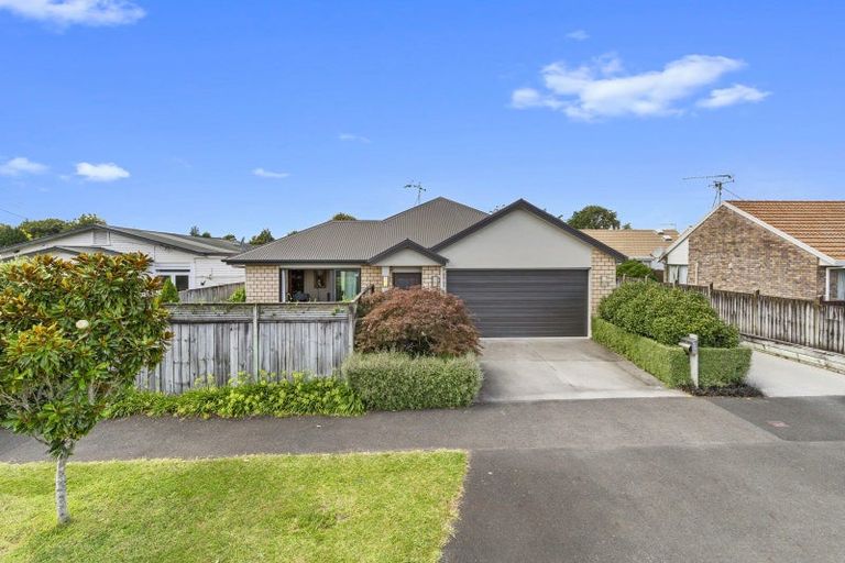 Photo of property in 60a Macfarlane Street, Hamilton East, Hamilton, 3216