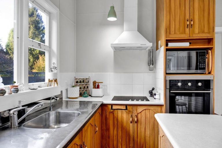 Photo of property in 26 Tainui Terrace, Inglewood, 4330