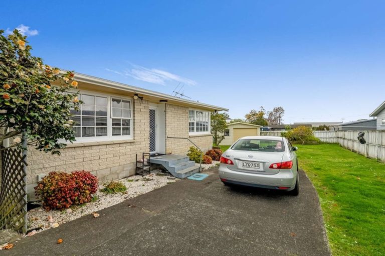 Photo of property in 1/126 Porchester Road, Papakura, 2110