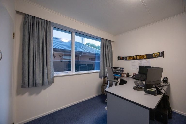 Photo of property in 107 Dittmer Drive, West End, Palmerston North, 4412