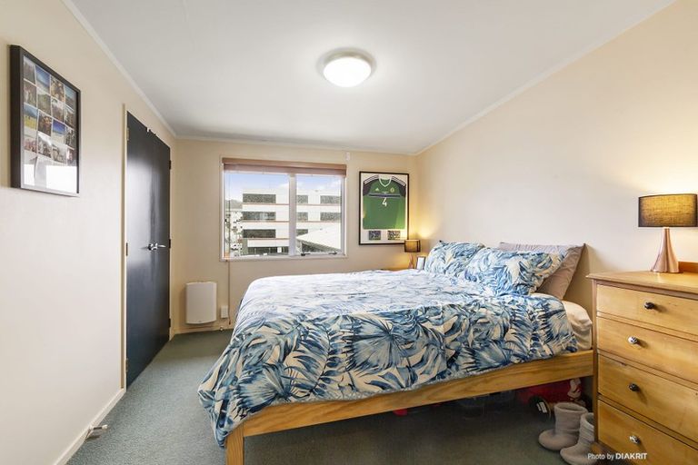 Photo of property in 14/3 Kelvin Grove, Te Aro, Wellington, 6011
