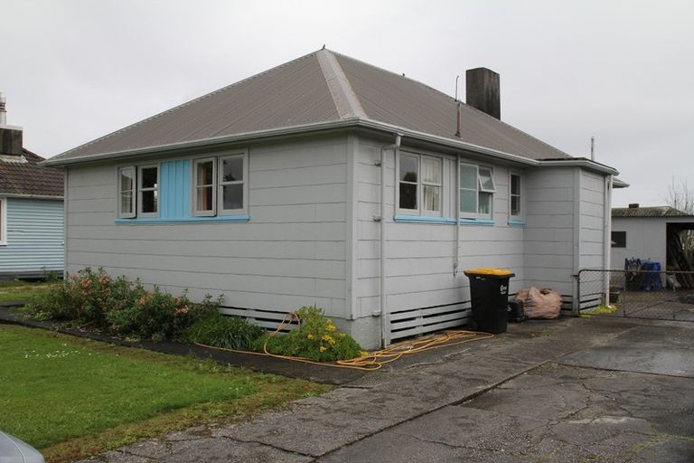 Photo of property in 43 Rintoul Street, Westport, 7825