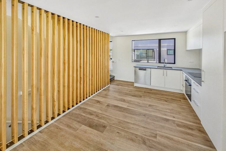 Photo of property in 27 Ara Mara Hua, Henderson, Auckland, 0612