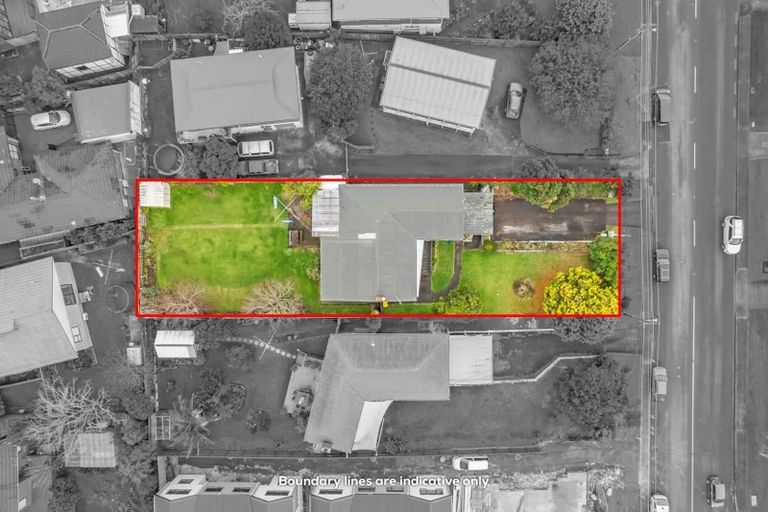 Photo of property in 39 Moire Road, Massey, Auckland, 0614