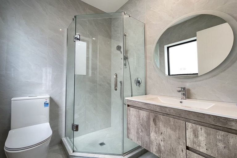 Photo of property in 36 Greenfinch Road, Hobsonville, Auckland, 0616