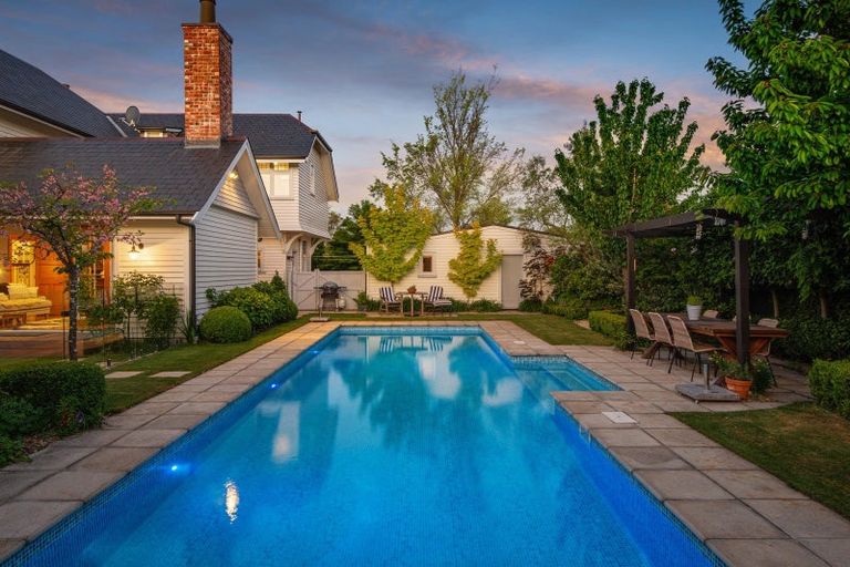 Photo of property in 72 Chapter Street, St Albans, Christchurch, 8052