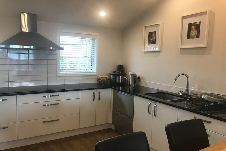 Photo of property in 1/168 Glamorgan Drive, Torbay, Auckland, 0630