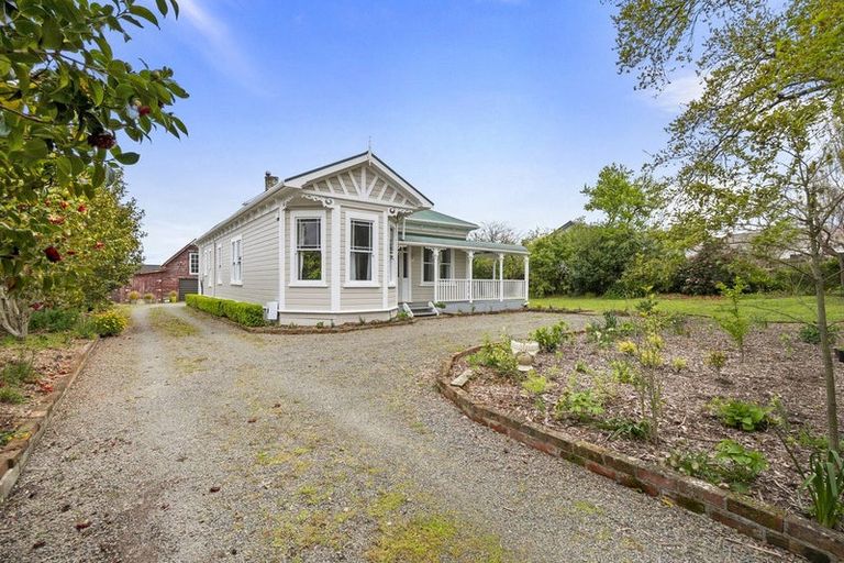 Photo of property in 103 James Line, Kelvin Grove, Palmerston North, 4414