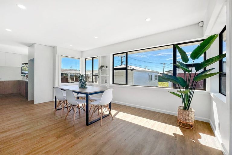 Photo of property in 77 Hargood Street, Woolston, Christchurch, 8062