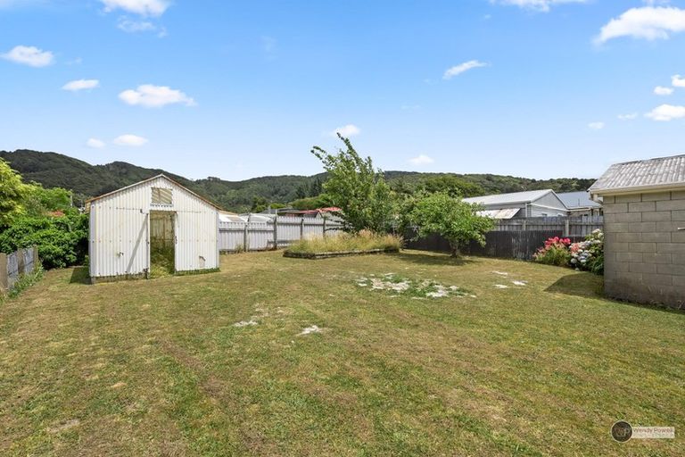 Photo of property in 79 Fraser Street, Wainuiomata, Lower Hutt, 5014
