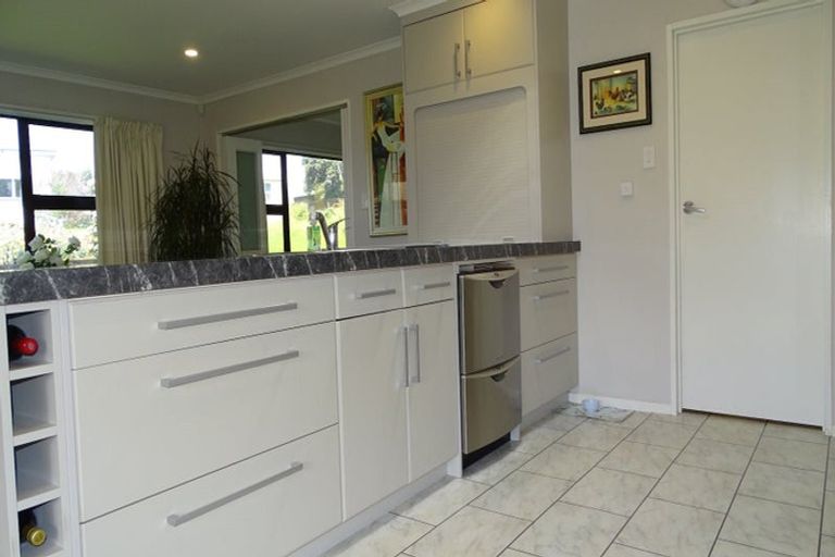 Photo of property in 97 Kahukura Avenue, Waitarere Beach, Levin, 5510