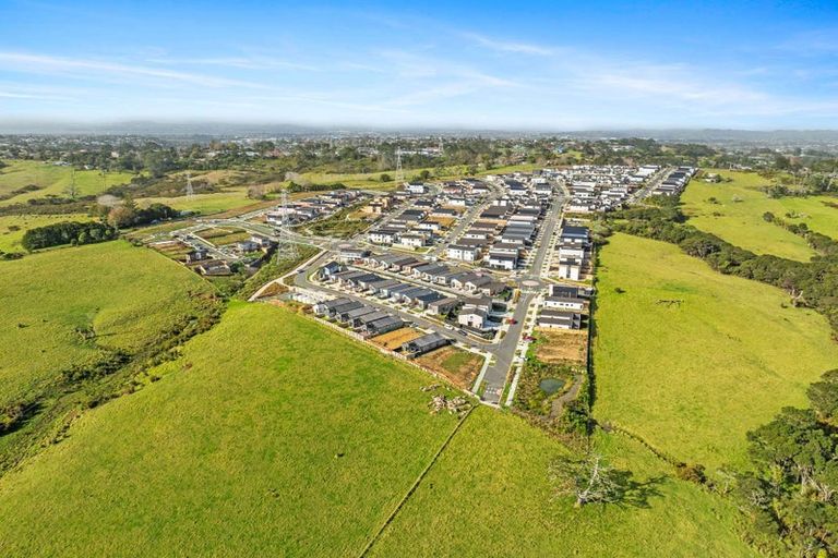 Photo of property in 6 Taniwha Place, Matarangi, 3592