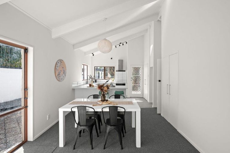 Photo of property in 14 Totara Drive, St Andrews, Hamilton, 3200