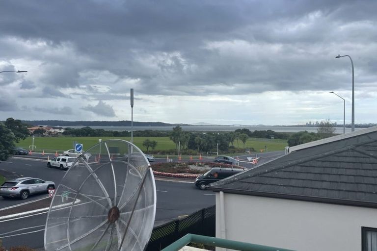 Photo of property in 459 Old Te Atatu Road, Te Atatu Peninsula, Auckland, 0610