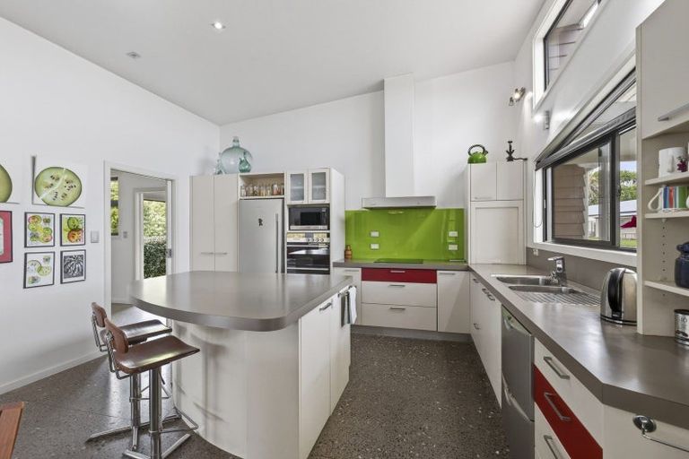 Photo of property in 4 Iwanui Close, Waitara, 4320