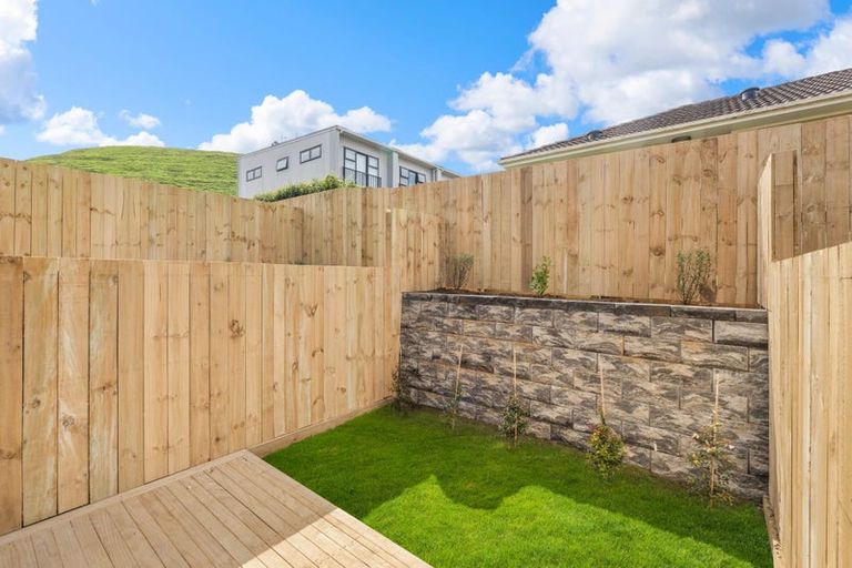 Photo of property in 48 Kapuka Road, Mangere Bridge, Auckland, 2022