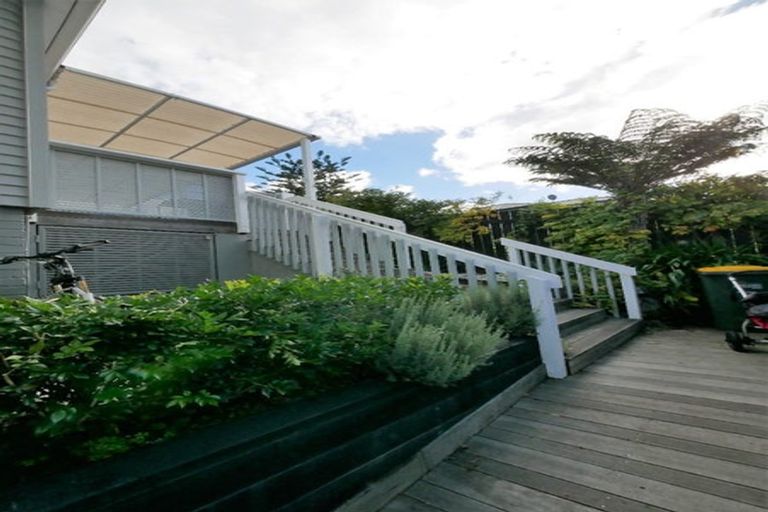 Photo of property in 2/71 Gardner Avenue, New Lynn, Auckland, 0600