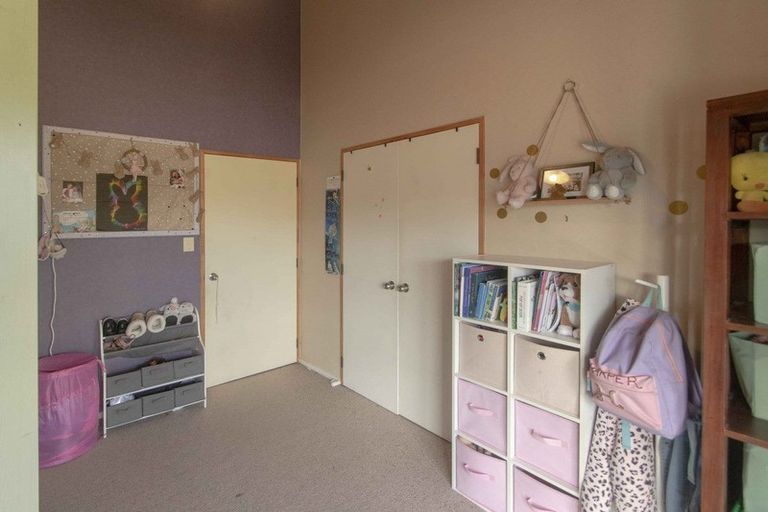 Photo of property in 69a Church Road, Taradale, Napier, 4112