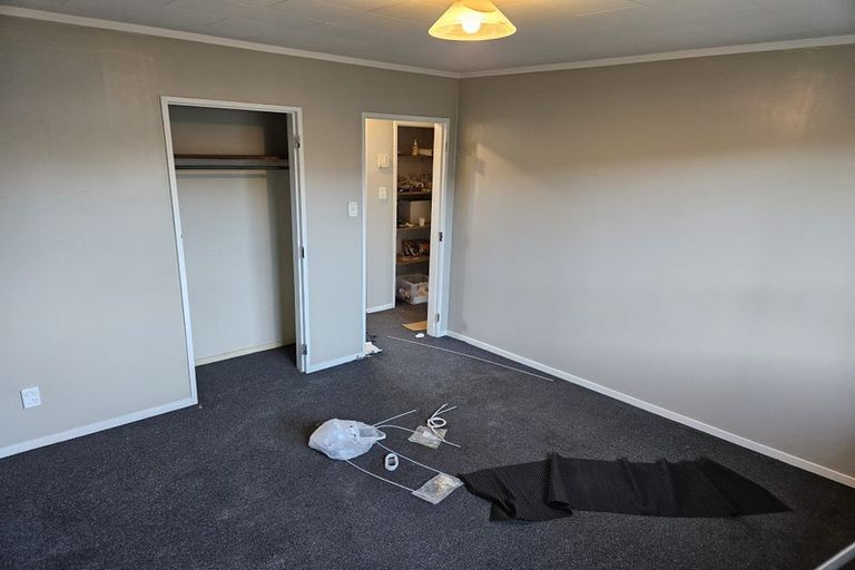 Photo of property in 51f1- Hartford Crescent, Totara Park, Upper Hutt, 5018