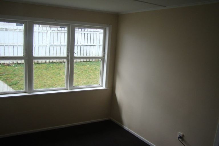 Photo of property in 3d Fulton Crescent, Otara, Auckland, 2023