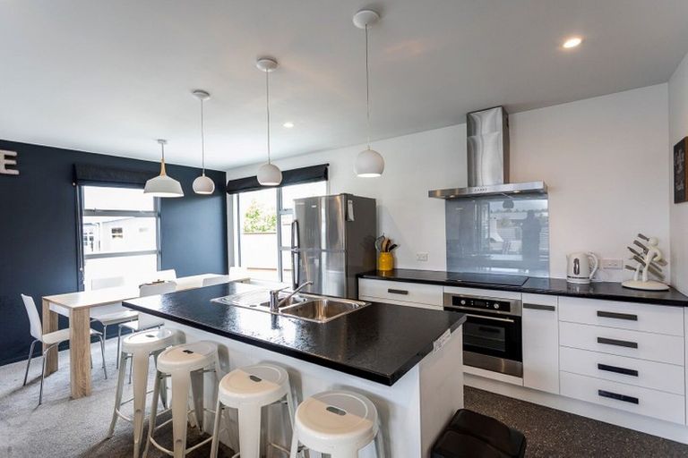 Photo of property in 17 Rhoboro Road, Twizel, 7901