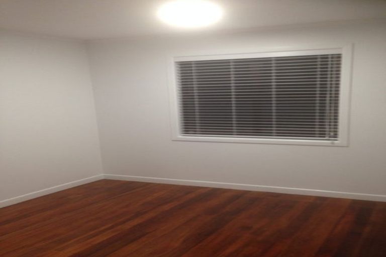 Photo of property in 1/54 Sunrise Avenue, Mairangi Bay, Auckland, 0630