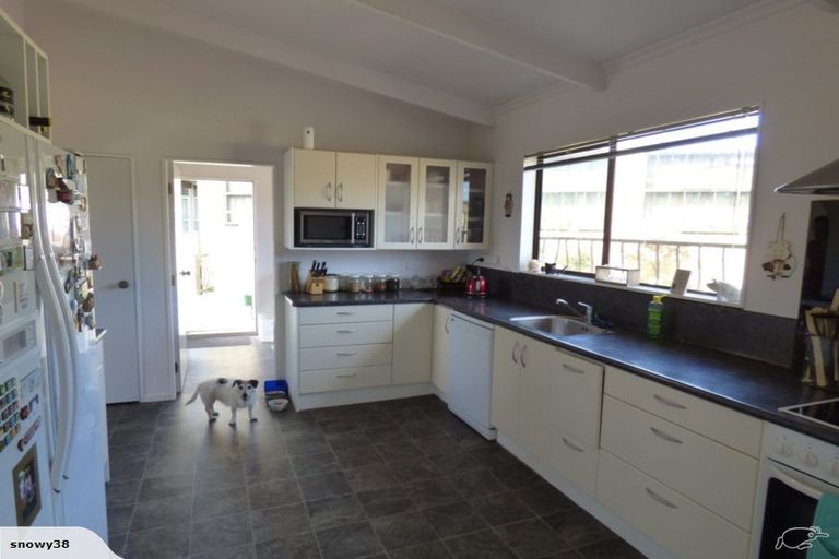 Photo of property in 18 Norwich Avenue, Spotswood, New Plymouth, 4310