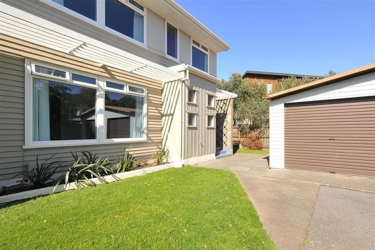 Photo of property in 21 Hector Street, Seatoun, Wellington, 6022