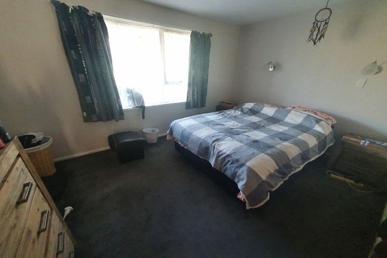 Photo of property in 28 Strathfield Avenue, Dallington, Christchurch, 8061