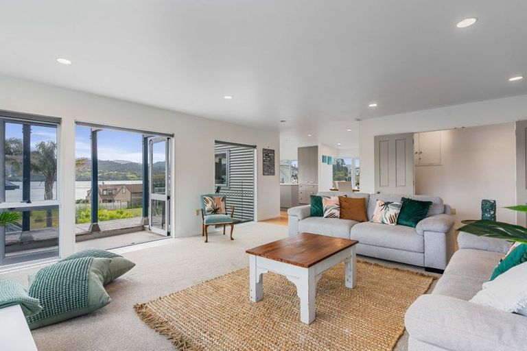 Photo of property in 140 Vista Paku, Pauanui, Hikuai, 3579