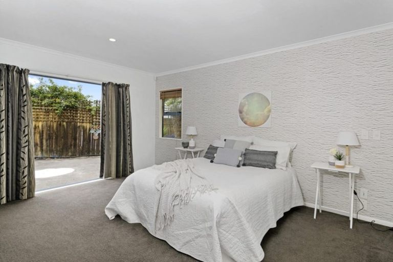 Photo of property in 24a Metcalfe Road, Ranui, Auckland, 0612