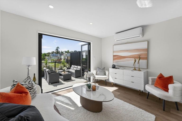 Photo of property in 13/10 Ngaroma House Drive, Hobsonville, Auckland, 0616
