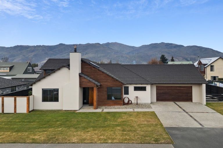 Photo of property in 62 Antrim Street, Cromwell, 9310