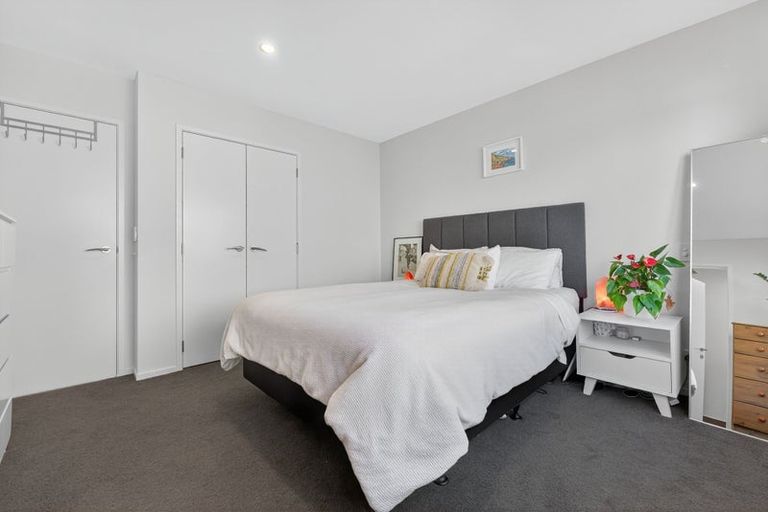 Photo of property in 15 Beechwood Road, Rothesay Bay, Auckland, 0630